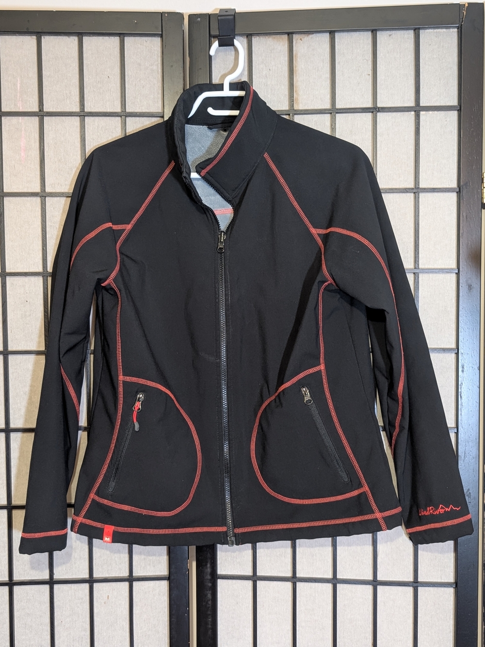 Women's Windriver Black Softshell Jacket with Red Contrast Stitching Sz L